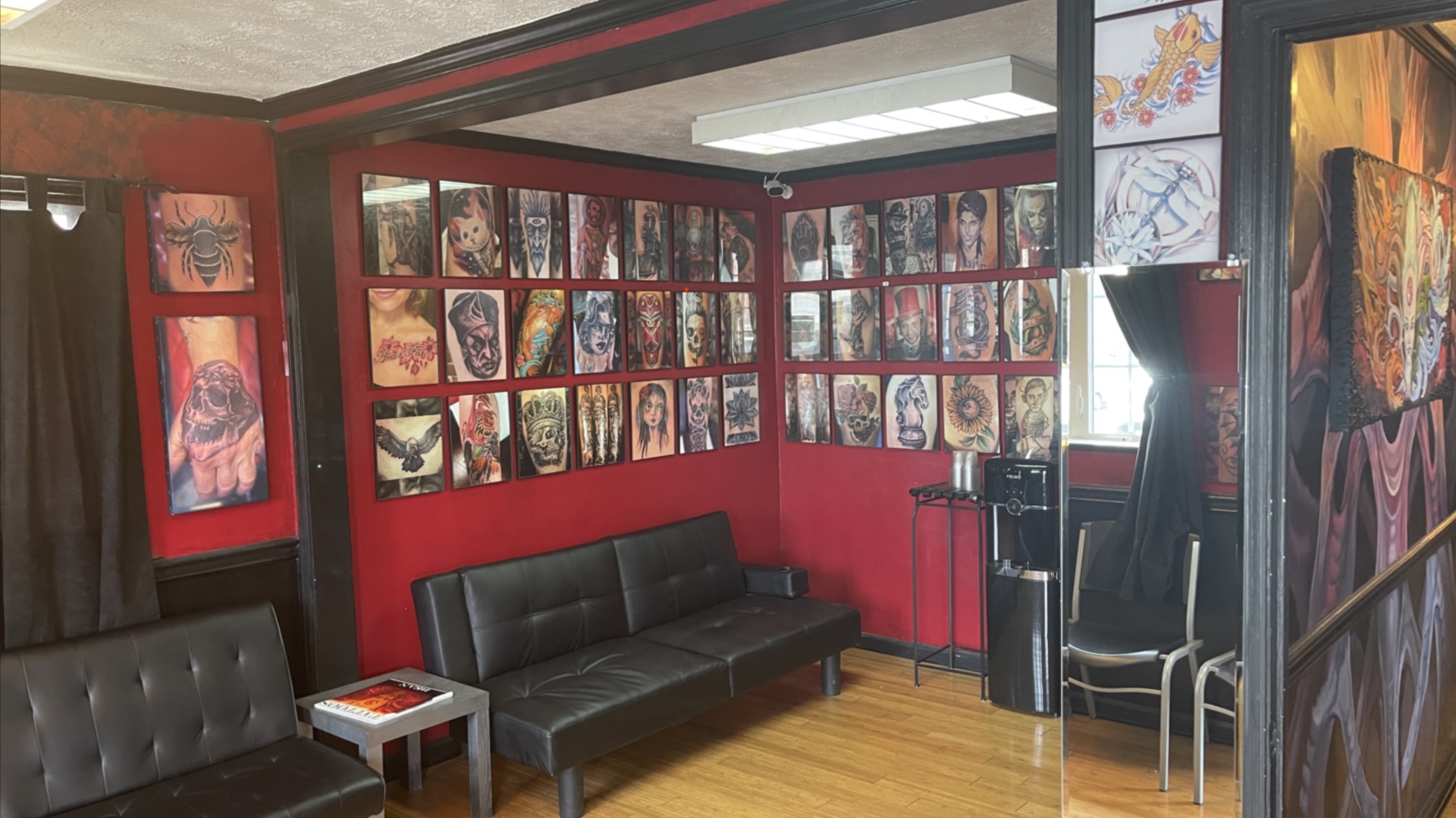 Tattoo shop Inside